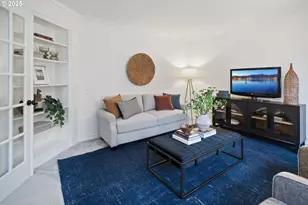 12723 Adrian Ct, Lake Oswego, OR 97034 - Photo 7