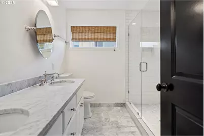 12723 Adrian Ct, Lake Oswego, OR 97034 - Photo 31