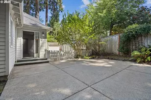 12723 Adrian Ct, Lake Oswego, OR 97034 - Photo 43