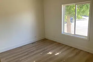 477 48th St, Springfield, OR 97478 - Photo 9