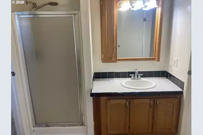 477 48th St, Springfield, OR 97478 - Photo 11