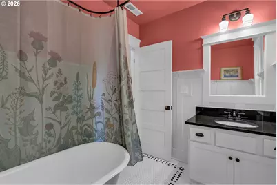 2237 NE Clackamas St, Portland, OR 97232 - Photo 27