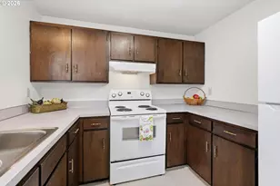 1674 Hayes St, Eugene, OR 97402 - Photo 13