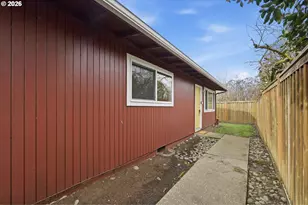 1674 Hayes St, Eugene, OR 97402 - Photo 5