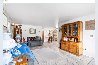 133 Edith Cir, Eagle Point, OR 97524 - Photo 7