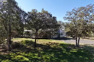 3735 Cobleigh Rd, Eagle Point, OR 97524 - Photo 31