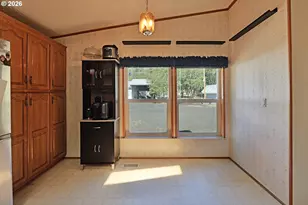 3735 Cobleigh Rd, Eagle Point, OR 97524 - Photo 11