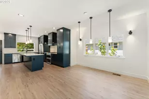 2723 SE 74th Ave, Portland, OR 97206 - Photo 7