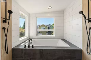 2723 SE 74th Ave, Portland, OR 97206 - Photo 29