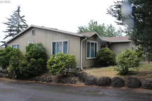 952 N Adams St, Lafayette, OR 97127 - Photo 3