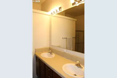 952 N Adams St, Lafayette, OR 97127 - Photo 27