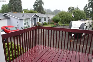 952 N Adams St, Lafayette, OR 97127 - Photo 33