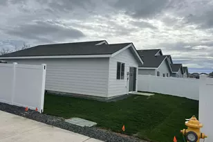 605 Jimmy St, Stanfield, OR 97875 - Photo 9