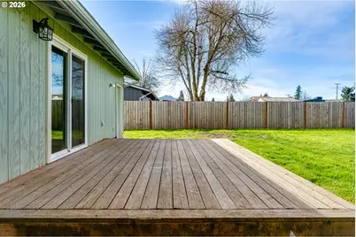 432 40th St, Springfield, OR 97478 - Photo 23