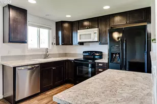 432 40th St, Springfield, OR 97478 - Photo 7