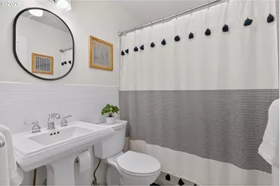 3270 SW Vista Dr, Portland, OR 97225 - Photo 29