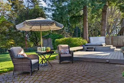 3270 SW Vista Dr, Portland, OR 97225 - Photo 43