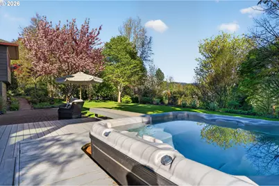 3270 SW Vista Dr, Portland, OR 97225 - Photo 41