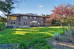 3270 SW Vista Dr, Portland, OR 97225 - Photo 47