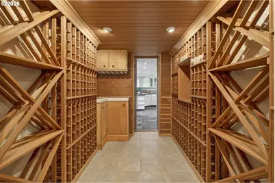 3270 SW Vista Dr, Portland, OR 97225 - Photo 35