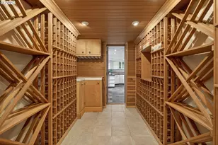 3270 SW Vista Dr, Portland, OR 97225 - Photo 35