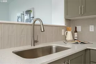 8353 N Newman St, Portland, OR 97203 - Photo 21