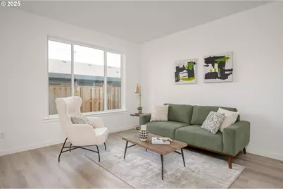 8353 N Newman St, Portland, OR 97203 - Photo 9