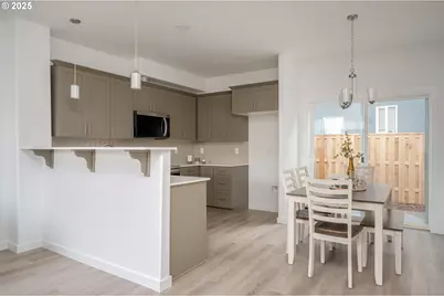 8353 N Newman St, Portland, OR 97203 - Photo 17