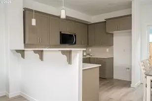 8353 N Newman St, Portland, OR 97203 - Photo 15