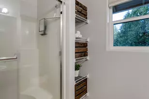 5205 NE Simpson St, Portland, OR 97218 - Photo 29