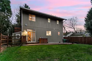 5205 NE Simpson St, Portland, OR 97218 - Photo 3