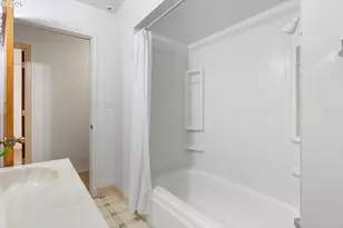 756 NE Fields Ave, White Salmon, WA 98672 - Photo 23