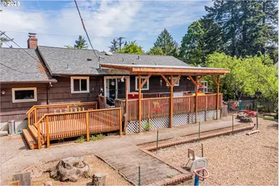 14124 SE Mill St, Portland, OR 97233 - Photo 39