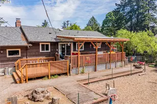 14124 SE Mill St, Portland, OR 97233 - Photo 39