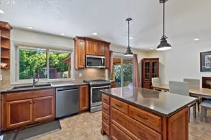 18205 Stonewood Dr, Gladstone, OR 97027 - Photo 13
