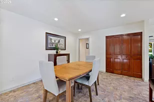 18205 Stonewood Dr, Gladstone, OR 97027 - Photo 15