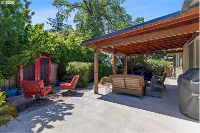18205 Stonewood Dr, Gladstone, OR 97027 - Photo 31