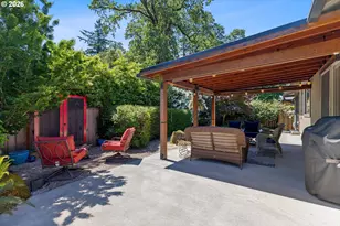 18205 Stonewood Dr, Gladstone, OR 97027 - Photo 31