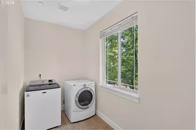 15185 SW Summerview Dr, Tigard, OR 97224 - Photo 17