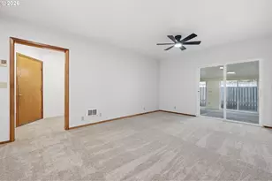 1424 T St, Springfield, OR 97477 - Photo 15
