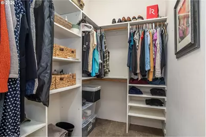 2290 NW Witherspoon Ave, Roseburg, OR 97471 - Photo 25