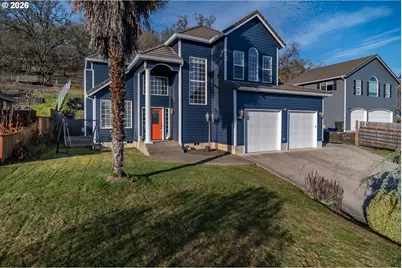 2290 NW Witherspoon Ave, Roseburg, OR 97471 - Photo 3