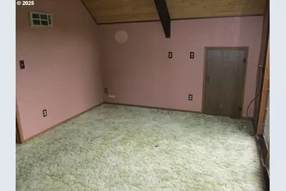 71250 Northshore Dr, Birkenfeld, OR 97016 - Photo 9
