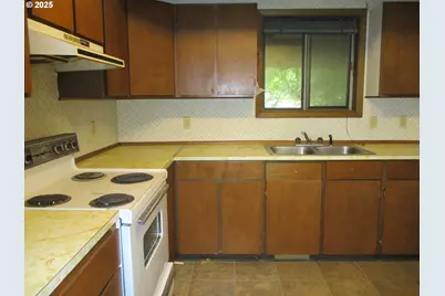 71250 Northshore Dr, Birkenfeld, OR 97016 - Photo 7