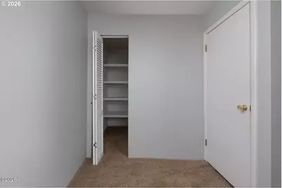860 SW 10th St, Lincoln City, OR 97367 - Photo 25