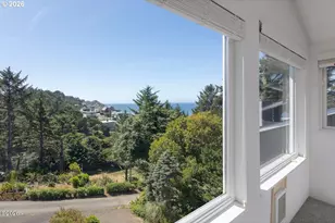 860 SW 10th St, Lincoln City, OR 97367 - Photo 19