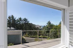 860 SW 10th St, Lincoln City, OR 97367 - Photo 11