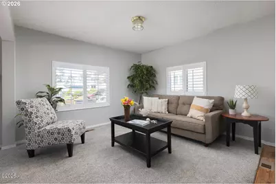 860 SW 10th St, Lincoln City, OR 97367 - Photo 9