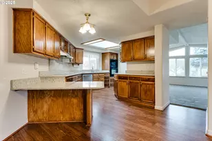 5320 Burke St, Eugene, OR 97402 - Photo 7