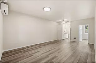 28 Lawrence St, Eugene, OR 97401 - Photo 5